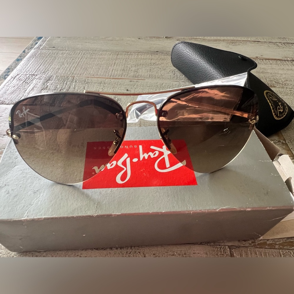 Ray-Ban Aviator Sun Glasses Brand New in Case/Box RB3449 Brown with Gold